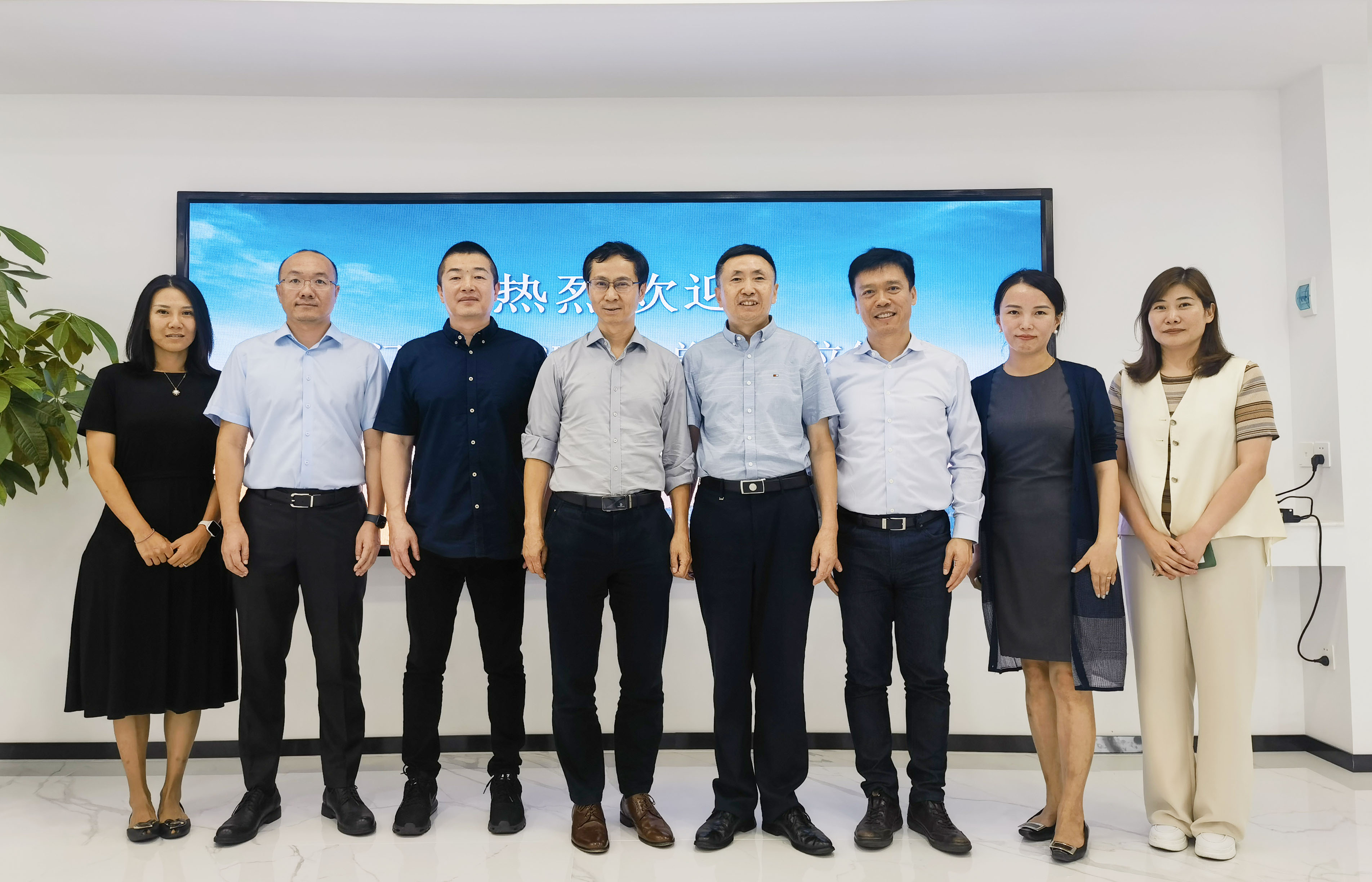 西門子數字化工業(yè)集團MC BU總經理李雷先生一行蒞臨北京進步公司